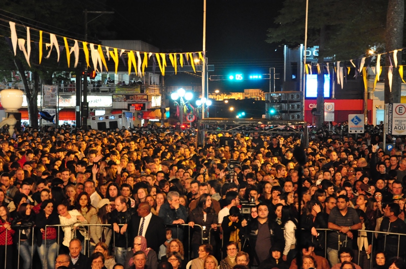 Definidos os shows da Festa do Peão de Araras 2023 – RCA1