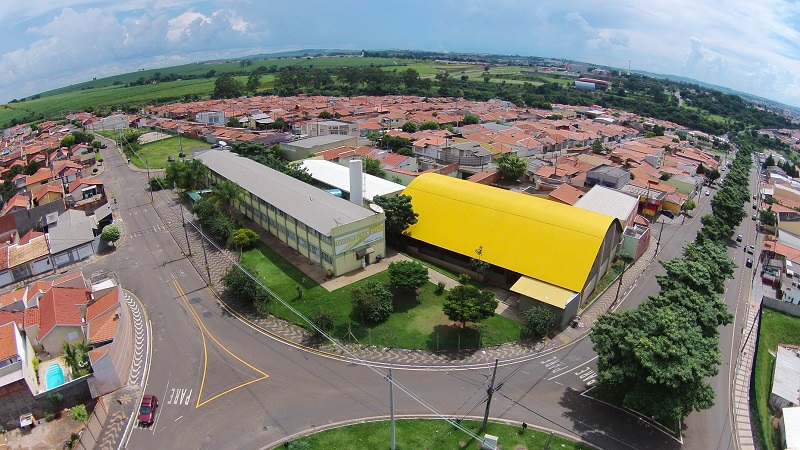 Município de Araras  Feira do Estudante mais de 50 cursos são